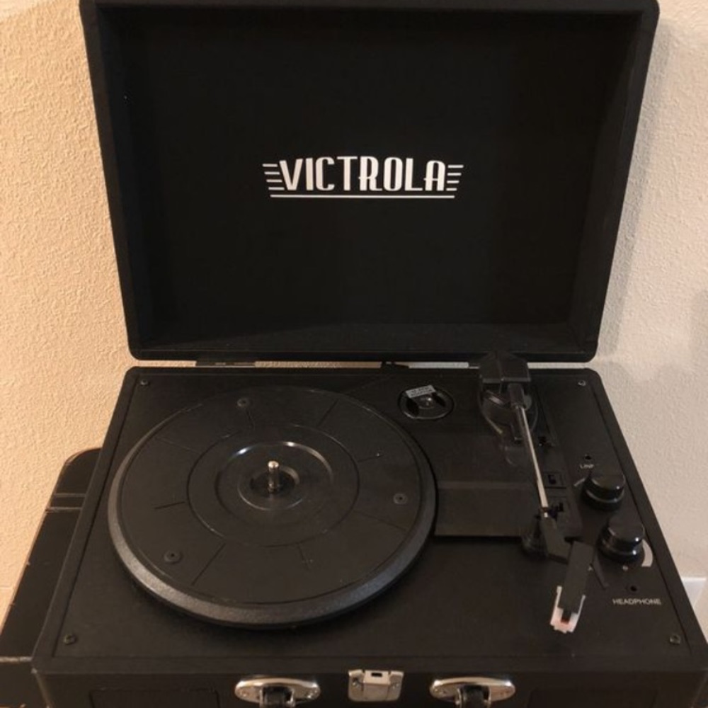 Bluetooth turntable - Picture 1 of 2